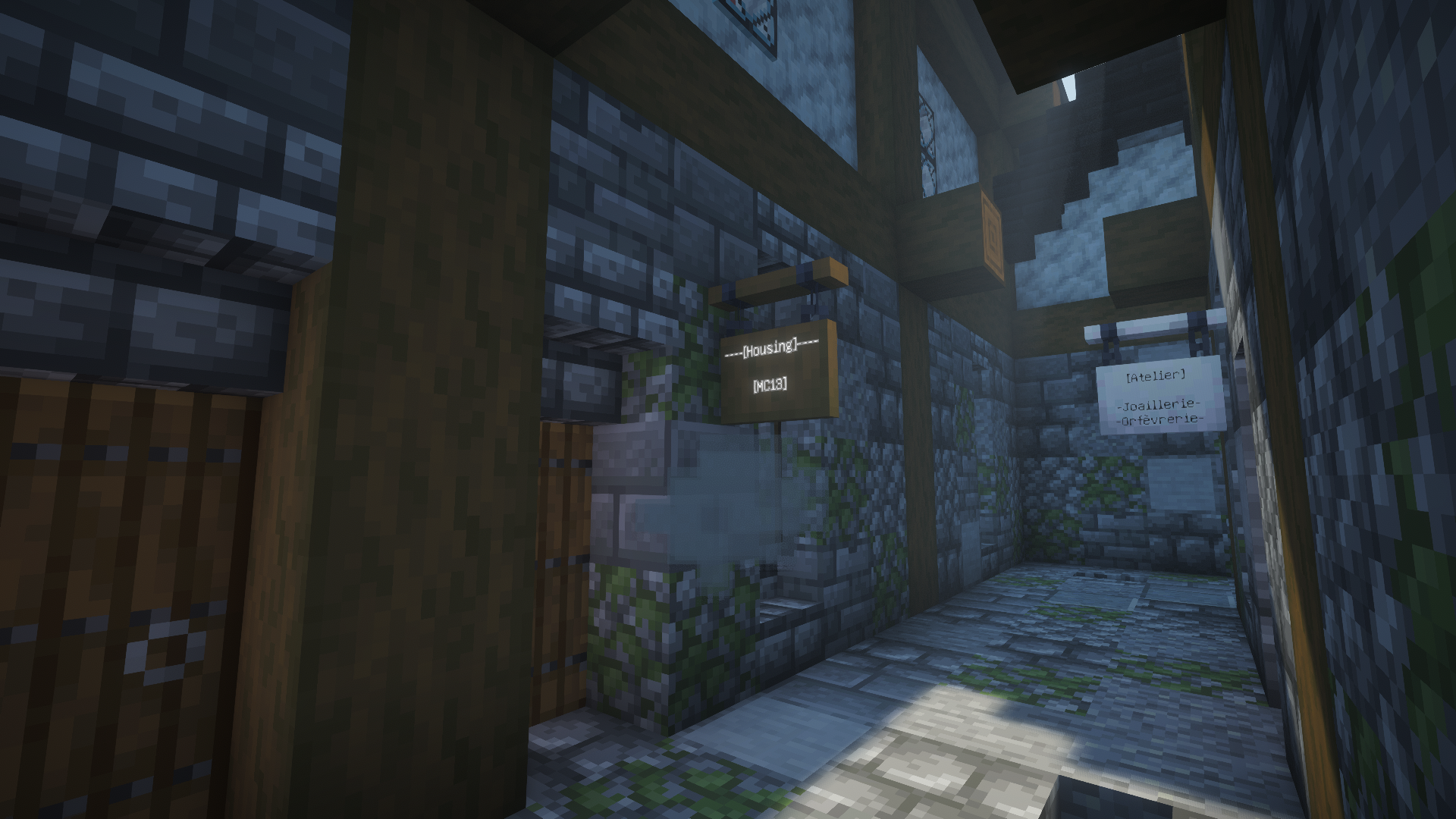 Maison de commerce 13